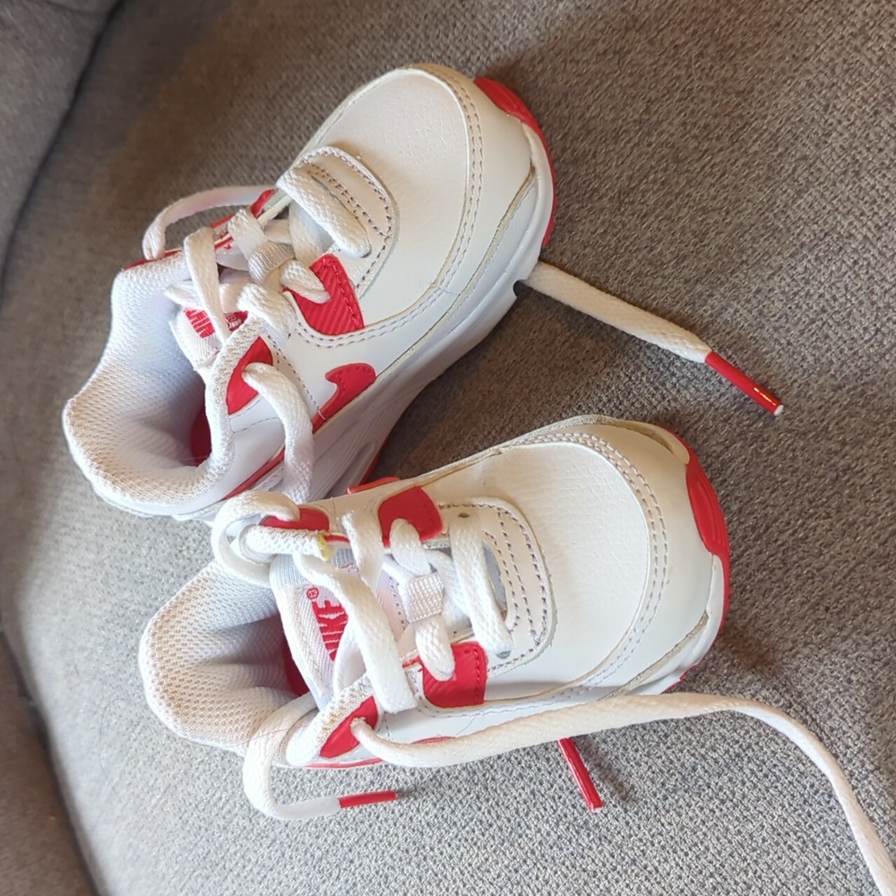 NWOT Nike AirMax | Size 4T